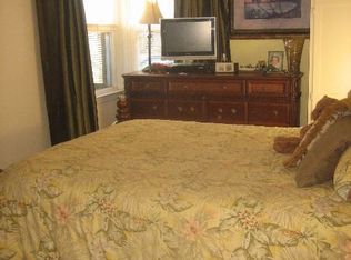 32 Forest Ave, Lake Grove, NY 11755