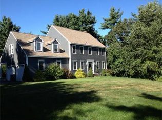 4 Olde Parish Ln, Sterling, MA 01564