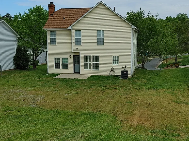 1901 Misty Vale Rd — Photo 5