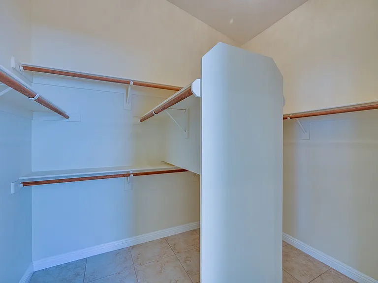 968 E Robindale Rd — Photo 21