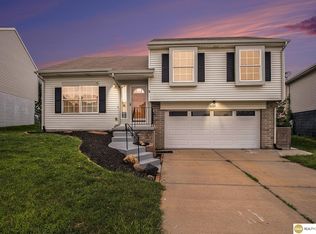 6722 N 78th Ter, Omaha, NE 68122