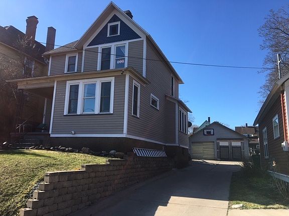 2nd image of 115 W Crescent St