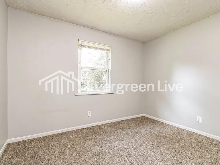 2357 Coco Rd — Photo 6