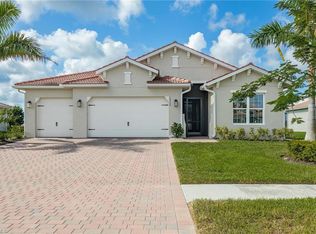 18708 Ensenada Dr, Naples, FL 34114