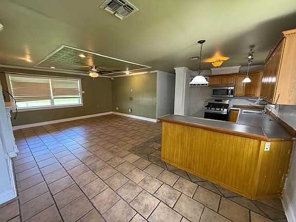 5th image of 146 Bayou Vista Dr