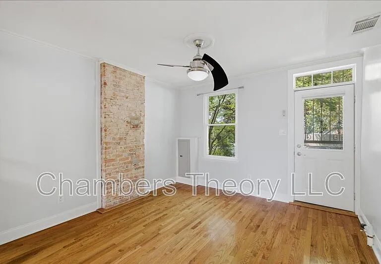 1535 Constitution Ave NE — Photo 5