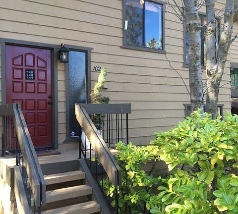 3rd image of 27657 Peninsula Dr APT 102