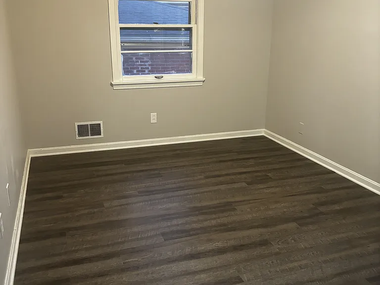 4406 Rockwood Dr — Photo 9