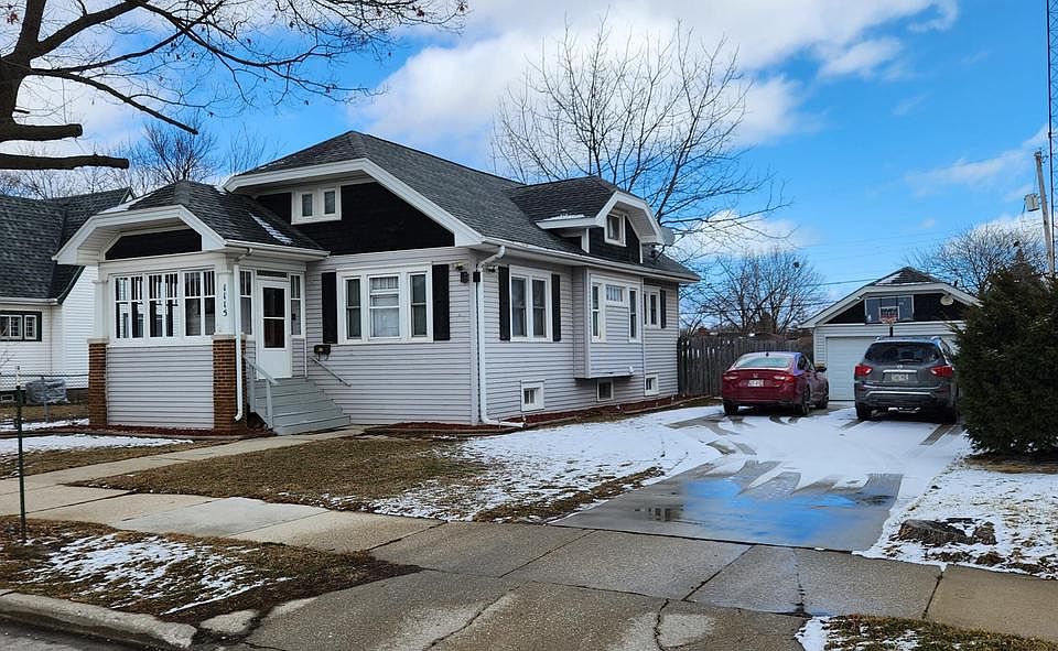 1st image of 1115 Perry AVENUE