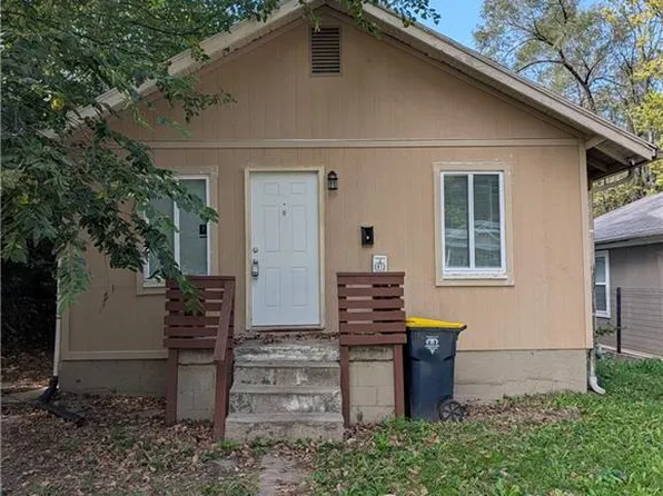 2412 Michigan Ave, Kansas City, MO 64127