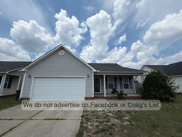 1434 Mingary Ave — Photo 1
