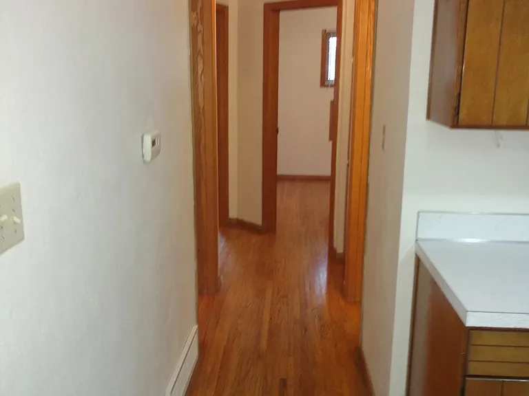 2110 Melrose Ct — Photo 4