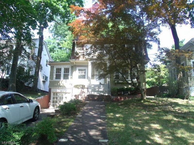 1st image of 5 Rollinson St