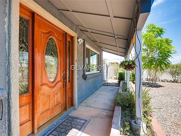 4th image of 1608 Wildwood Dr