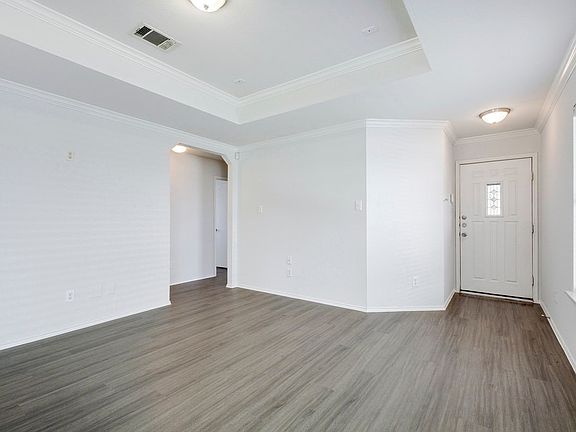 4th image of 148 Onyx Lake Dr