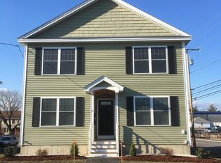 17 Elm St #B, Manchester, NH 03103
