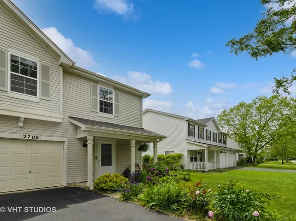 2706 Idaho Rd, Naperville, IL 60564