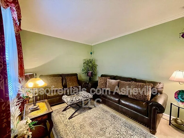51 Yorktown Cir — Photo 6