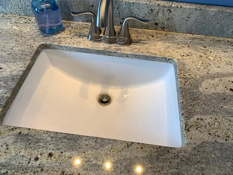 20 Oak St #5A — Photo 4