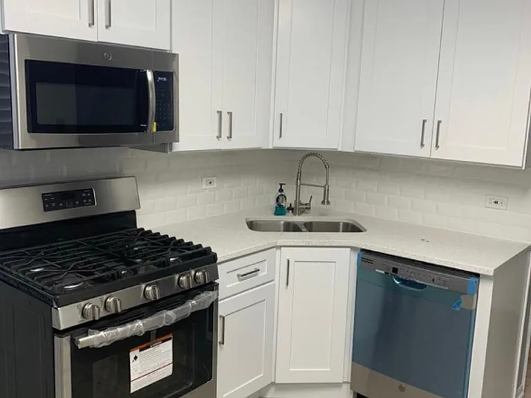 1536 McDaniels Ave — Photo 1