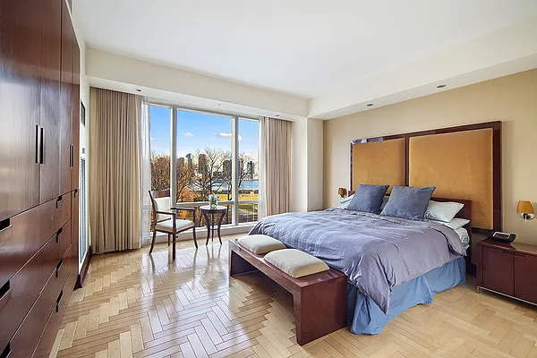 Sold by Compass | media 5