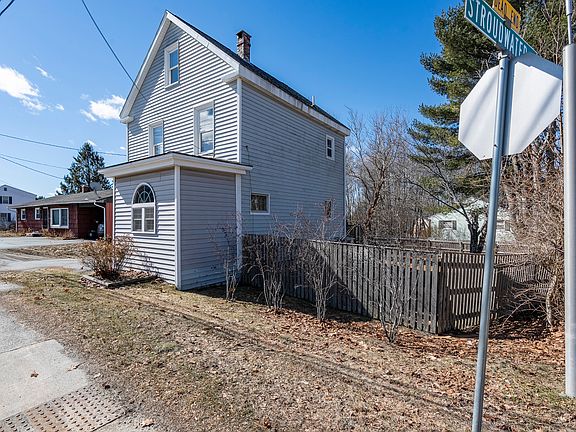 3rd image of 379 Stroudwater St