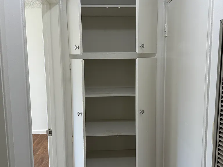 1009 N Hayworth Ave #16 — Photo 13