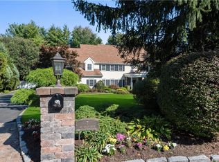 7 Mount Holly Dr, Rye, NY 10580