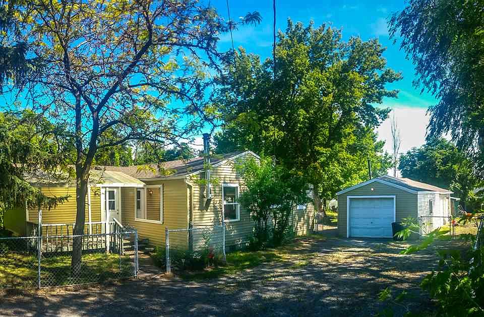 1st image of 13120 E Rich Ave