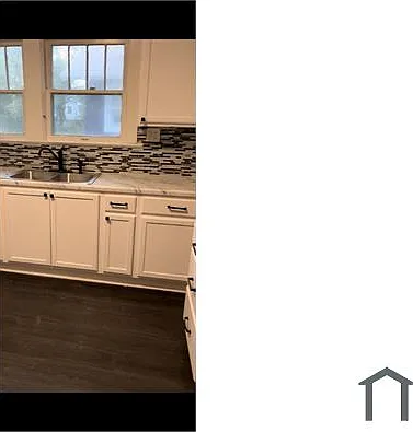 4820 Court S — Photo 2