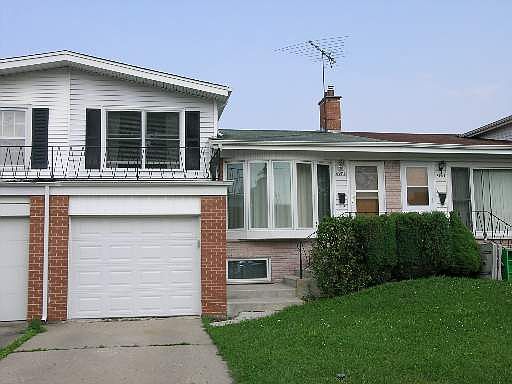 1st image of 8907 Robin Dr #Des