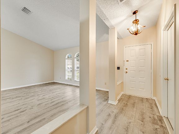 4th image of 2540 Wild Wood Dr