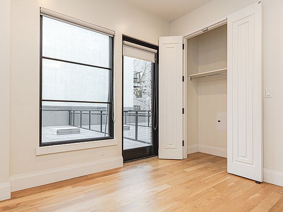 4th image of 329 Gates Ave #210