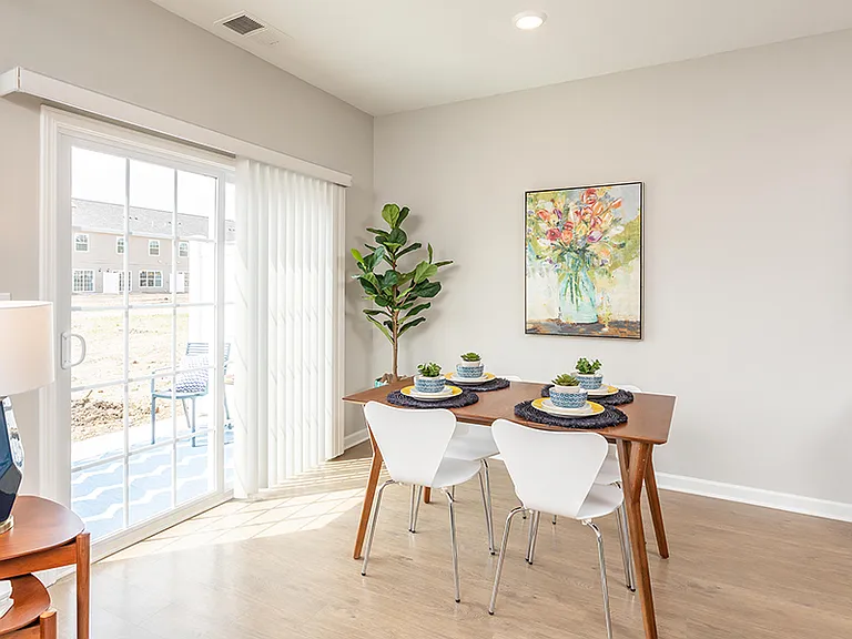 Woodland Acres Townhomes — Photo 8