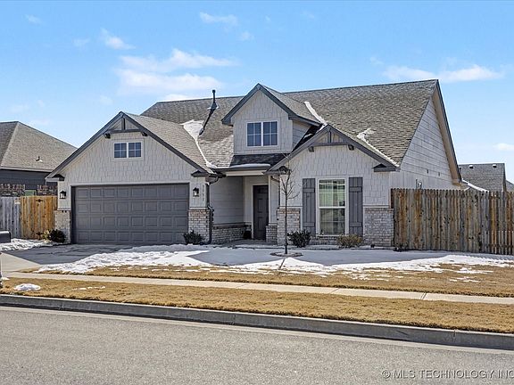 2nd image of 3131 W Yuma Ct S