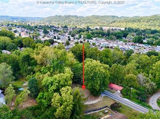 2731 Kanawha Ter, Saint Albans, WV 25177