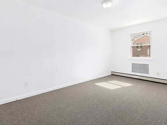 2nd image of 118 Putman Ave #22