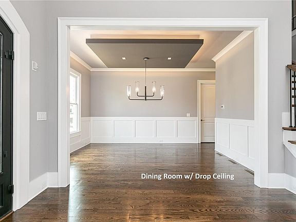5th image of 4001 Oak Forest Cir