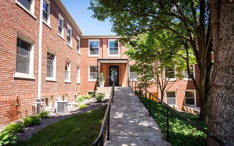 101 N Rose St #101 — Photo 3