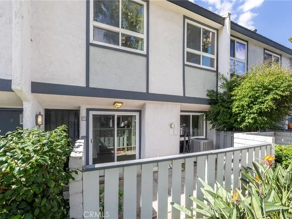 2100 W Palmyra Ave APT 8, Orange, CA 92868