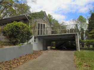 1001 Myrtle Rd, Martinsville, VA 24112