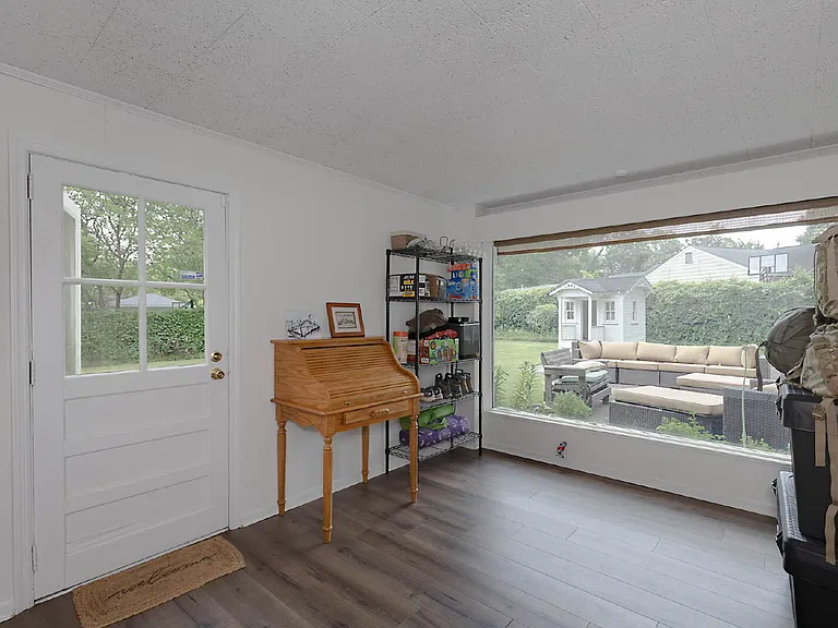 1702 Elmwood Dr — Photo 17