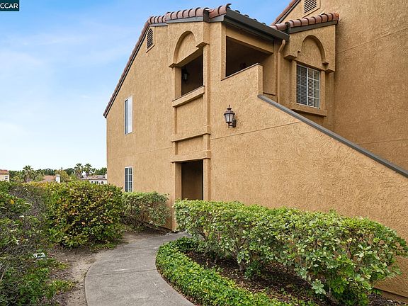 3rd image of 460 Bollinger Canyon Ln APT 184