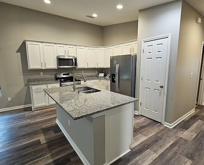 135 Aidan Ct — Photo 22