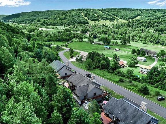 5th image of 7 McKinley Dr