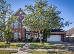 4710 Chaperel Dr, Pearland, TX 77584