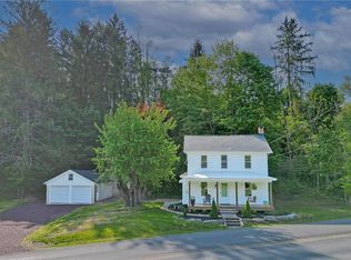 45 Pine Hill Rd, New Ringgold, PA 17960