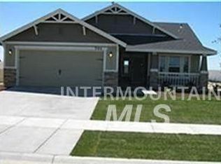 327 E Copper Rdg, Saint Meridian, ID 83646