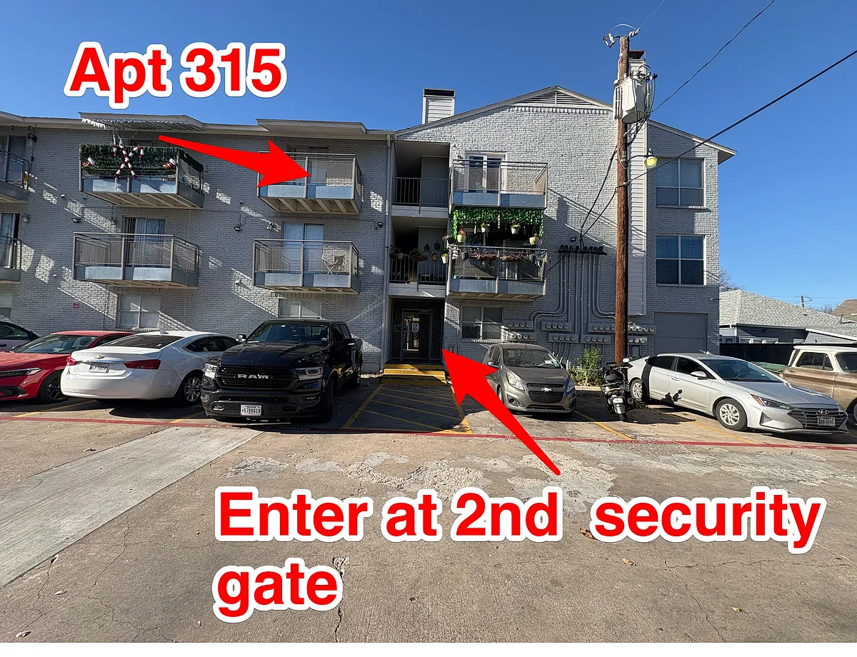 Building Photo - 4502 Gaston Ave #315