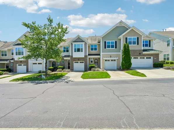 7213 Ladbrooke St, Raleigh, NC 27617